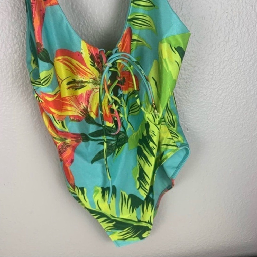 Zara Women’s Green Tropical One Piece Swimsuit - Picture 3 of 9